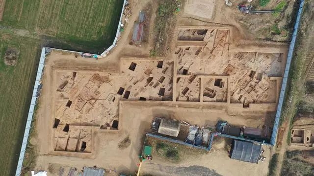 图为黄山遗址航拍图。