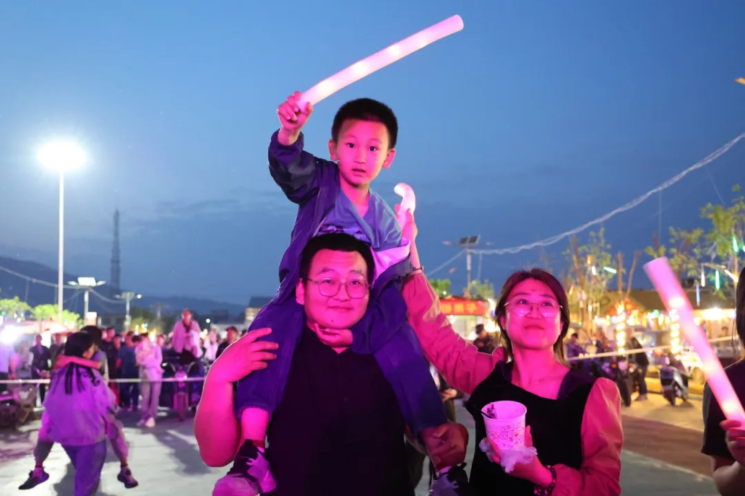 bf8917c0e8bc08e32aa36e5a55756d7.jpg